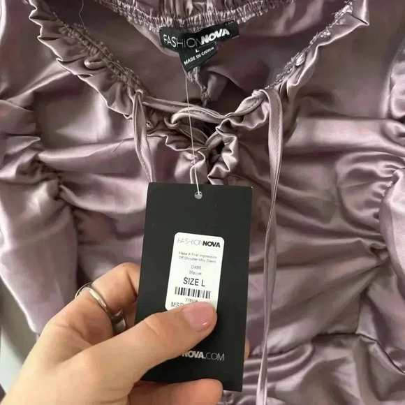 NWT FASHION NOVA MAUVE MAKE A  FIRST IMPRESSION DRESS OFF THE SHOULDER SATIN L - Picture 7 of 7